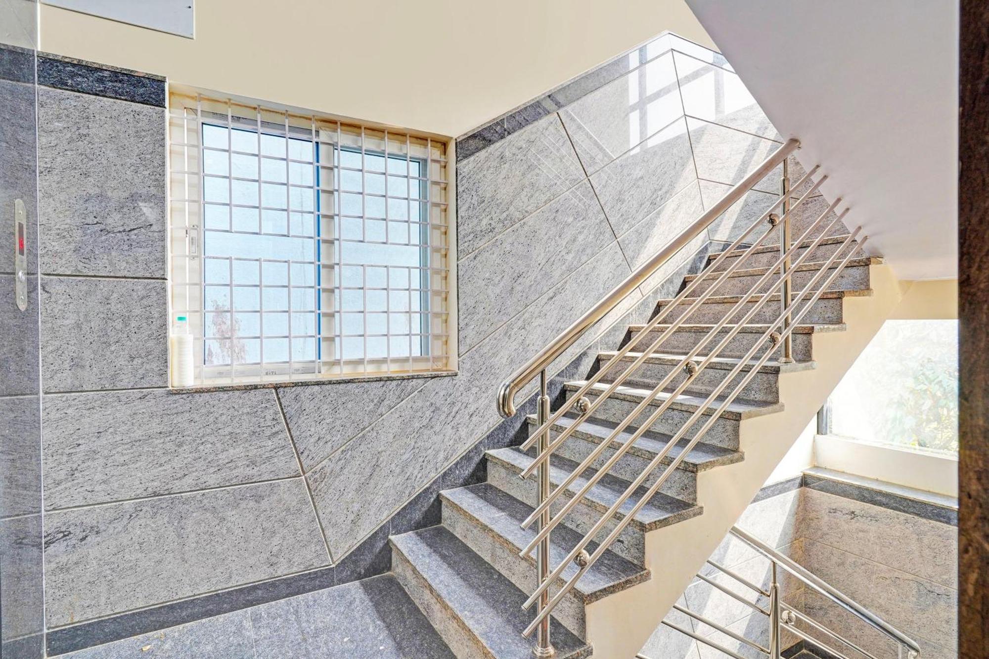 فندق Super Collection O Niladri Road Kammasandra المظهر الخارجي الصورة
